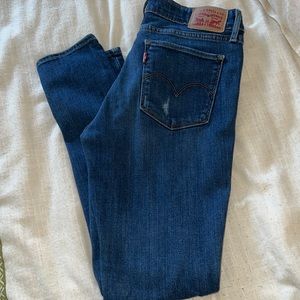 Levi’s skinny jeans size 29